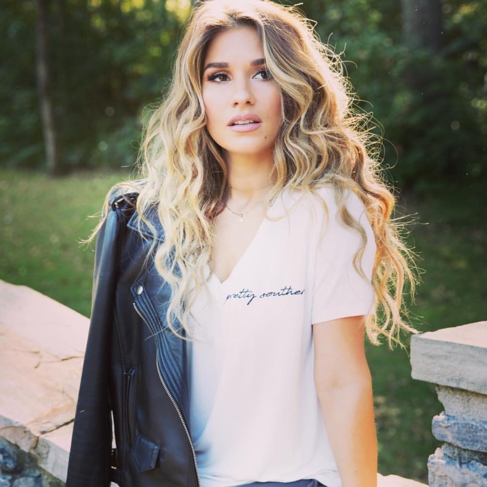 Kittenish Pretty Southern Tee Jessie James Decker